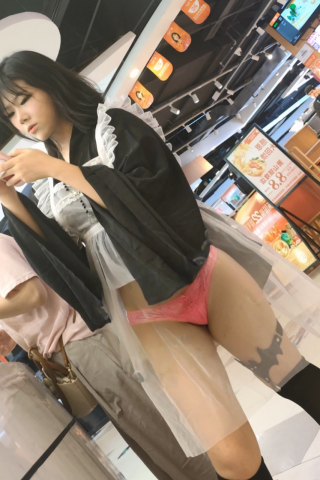 豪放妹子仅仅只穿纱裙粉内逛街+女子大生即长又白的大长腿6nzdsjcybd