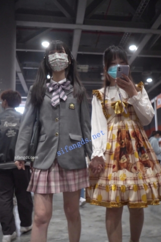 【xxn-239】制服jk双马尾小姐姐..逛街被前后CD白内