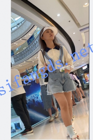 【㊙️新KingKCD】CD2881//小腿纹身小姐姐宽松短裤轻松抄底