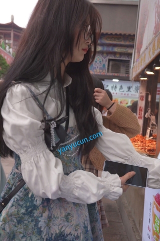 (BC-AA-627)商场抄底花裙小姐姐..条纹粉内带翅膀毫无防备