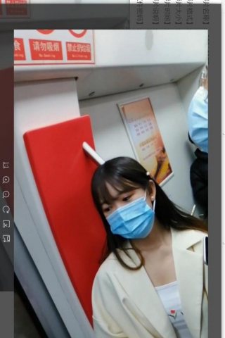 TK354-原创 投稿 抄底皮肤超级好的白嫩妹子