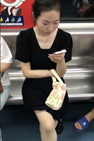 TK255-微胖连衣裙妹子薄丝开闪