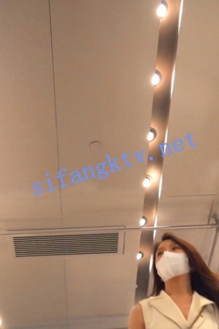 kc429（空城原创）和男友逛服装店的粉裙小姐姐，淡紫蕾丝缕空N