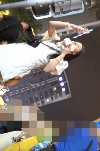 kc1445（空城原创）独自逛街的白裙小姐姐，性感白丝白N包裹肉臀