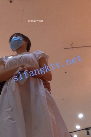 kc438（空城原创）逛超市的白长裙少妇，白色透明N包裹肉臀