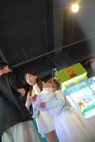 kc1424（空城原创）超短白裙美少妇，透明打底裤透出微透白N