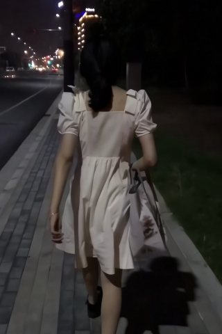 TK253-连衣裙妹子薄丝白内开闪