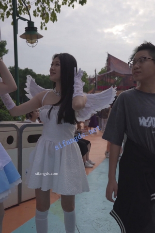 (BC-AA-463)超薄吊带天使白裙小姐姐..隔着裙子都能看到内裤