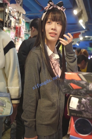 (BC-AA-441)制服jk可爱小学妹..弯腰被抄底..挑选商品被贴脸拍