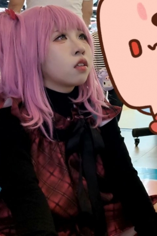 mt001【独家原创】COS少女的黑丝套白丝露臀长腿