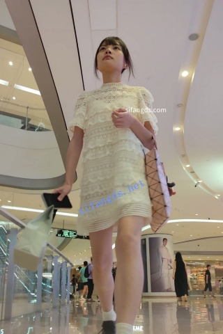 CS093【CSCD】白色连衣裙小姐姐扶梯抄底一次性内裤