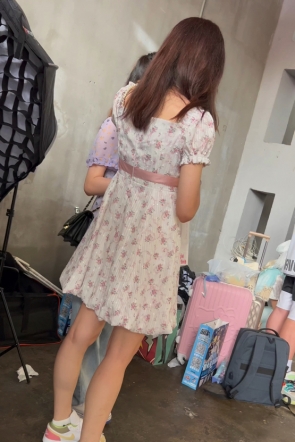 trump377【 KFC-225 】奶茶妹妹和闺蜜。。碎花裙白N超清可爱