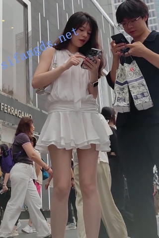 CS054【CSCD】白色连衣裙小姐姐，粉色内内