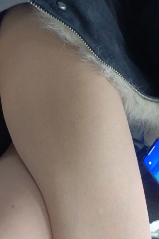 ct001【独家原创】mo白丝嫩腿的小翘鼻鸭舌帽妹子